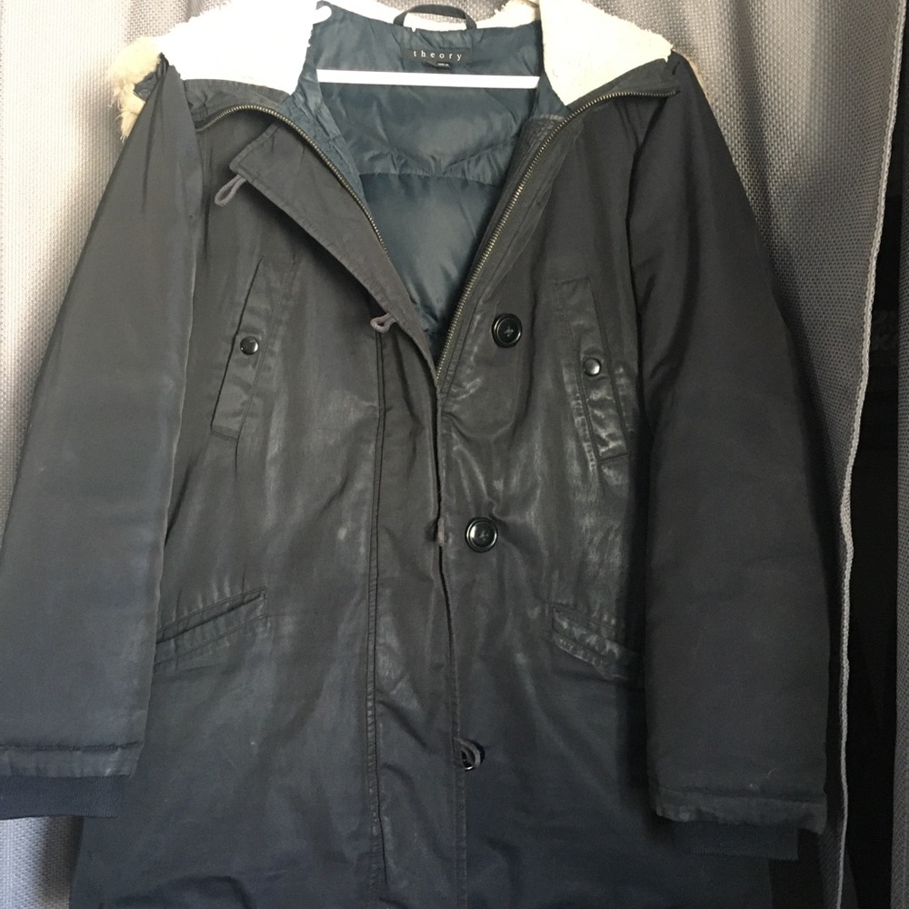 Theory size M